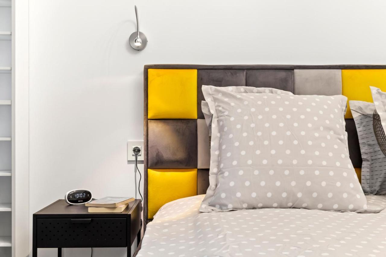 Brand New Studio - Old Town Bucureşti Ngoại thất bức ảnh