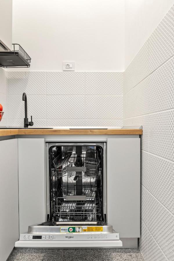 Brand New Studio - Old Town Bucureşti Ngoại thất bức ảnh